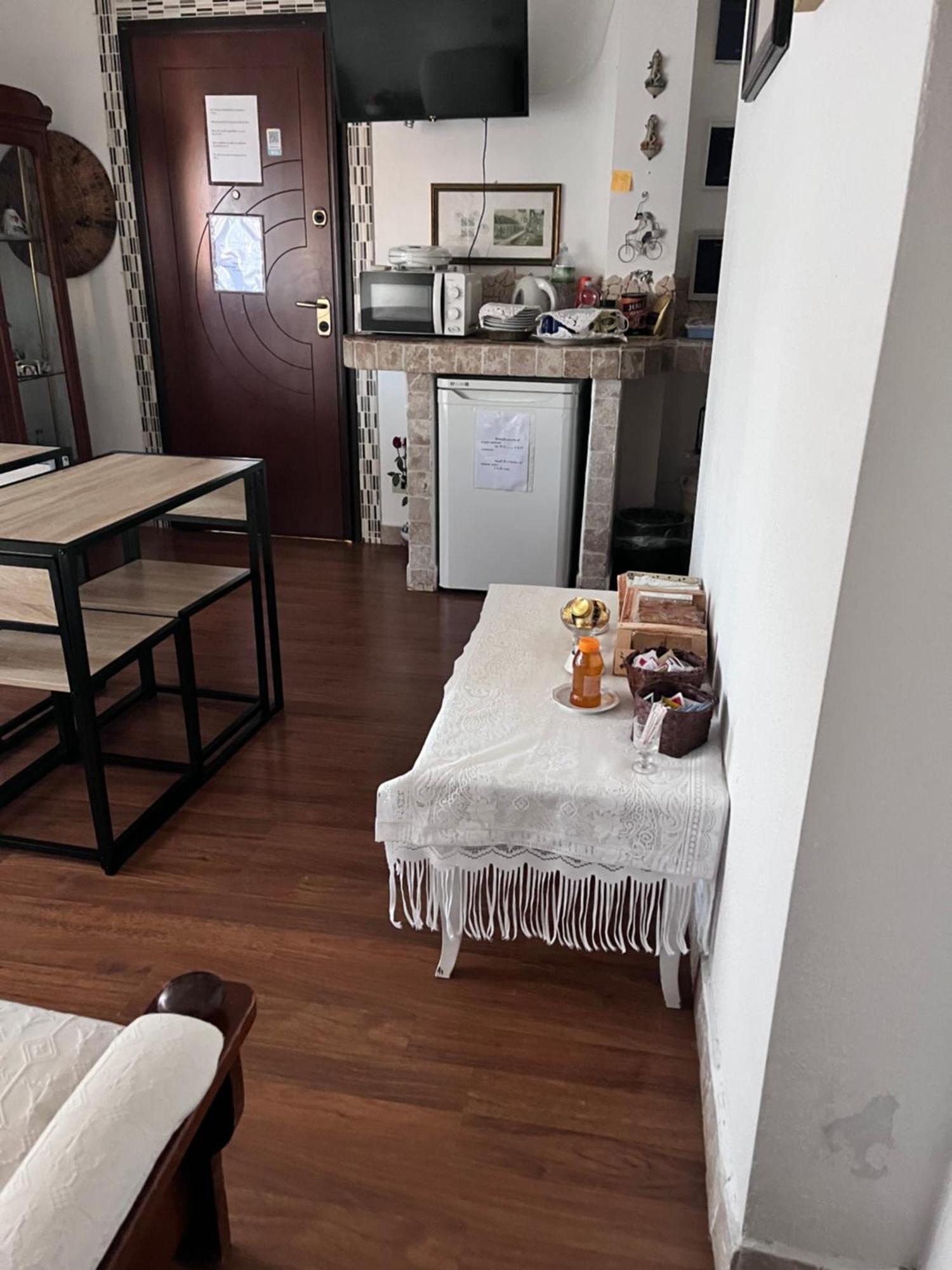 Da Adriana Guesthouse 산타테레사의갈루라 외부 사진